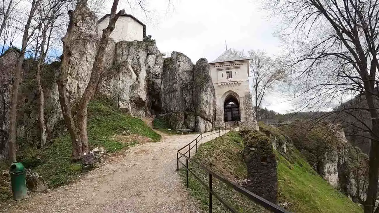 10 Extraordinary Castles Near Kraków for a Perfect Day Trip – Lonely Poland